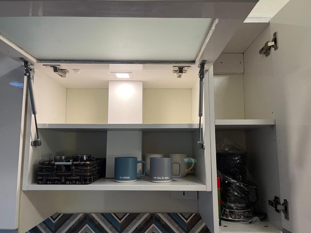 Aesthetic Functional Minimalist Space Sunvida Tower Sv1716 Cebu Exteriör bild