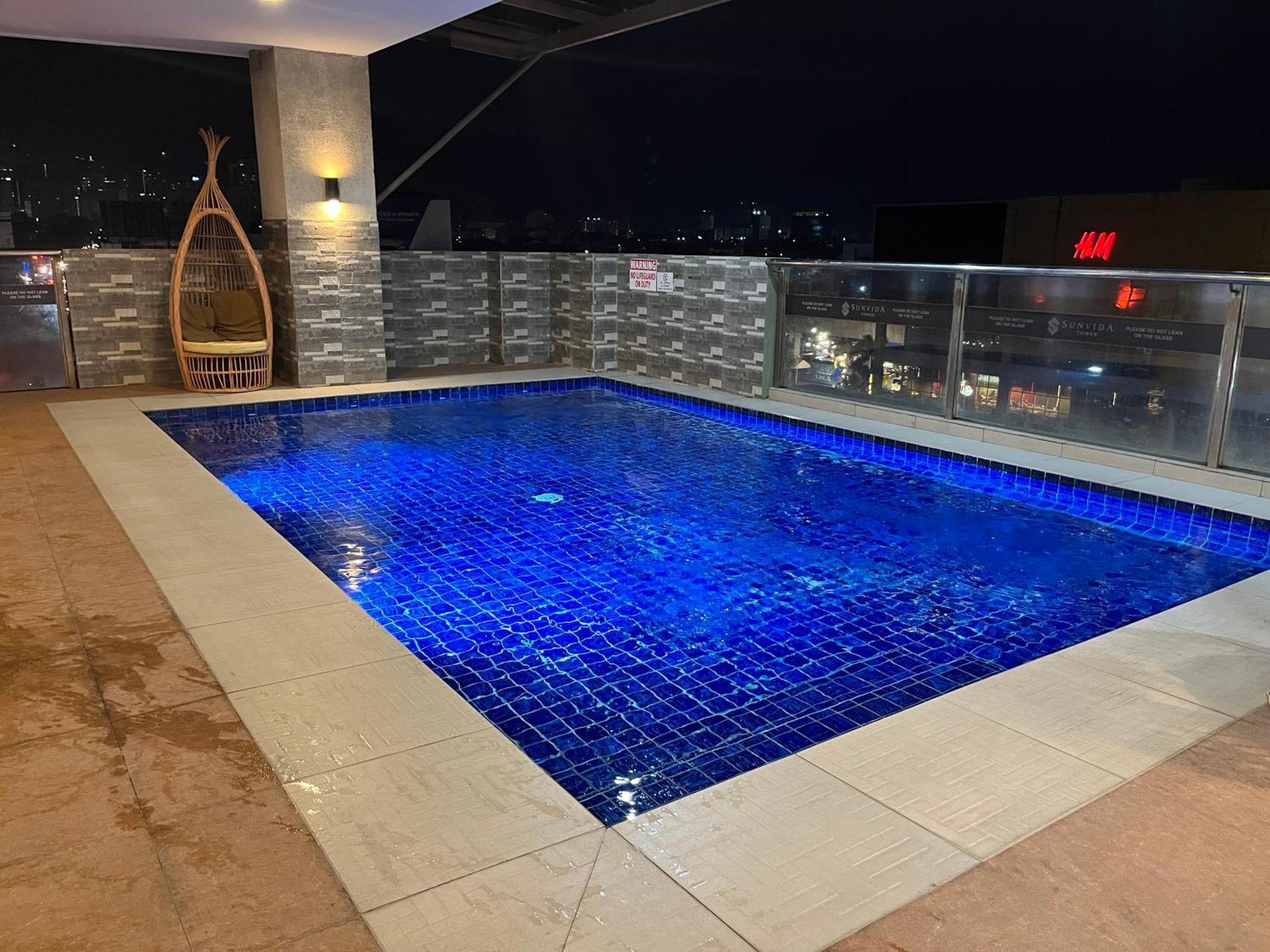 Aesthetic Functional Minimalist Space Sunvida Tower Sv1716 Cebu Exteriör bild